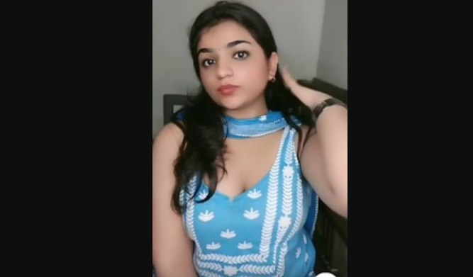 Desi Cute Girl In Tango – College Girls Sex